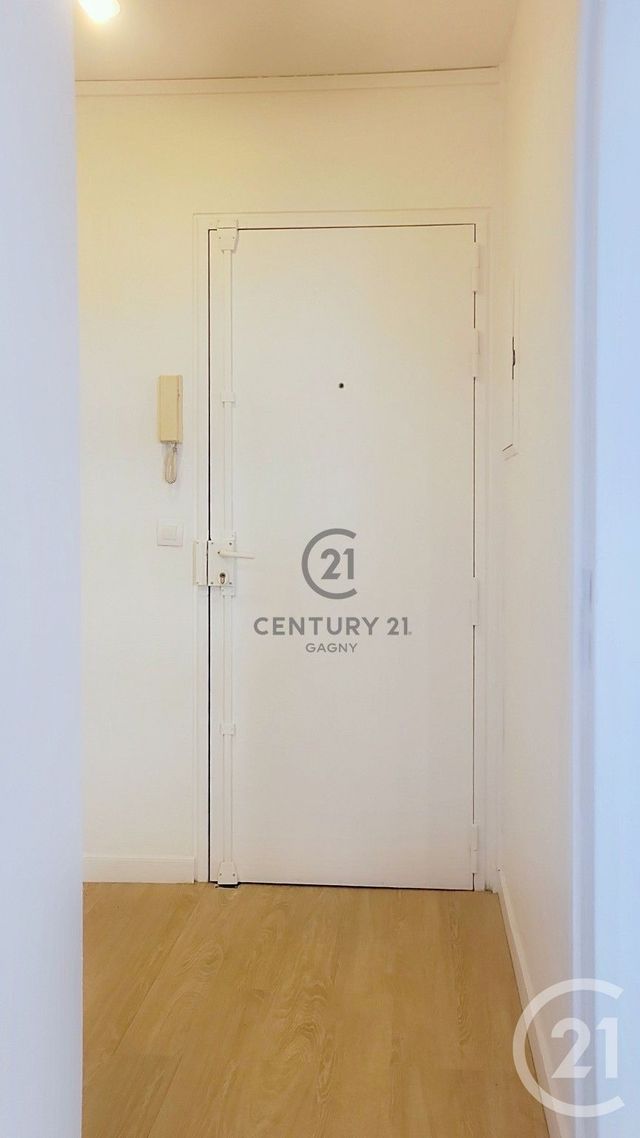 Appartement Studio &agrave; louer - 1 pi&egrave;ce - 25,70 m2 - Gagny - 93 - ILE-DE-FRANCE