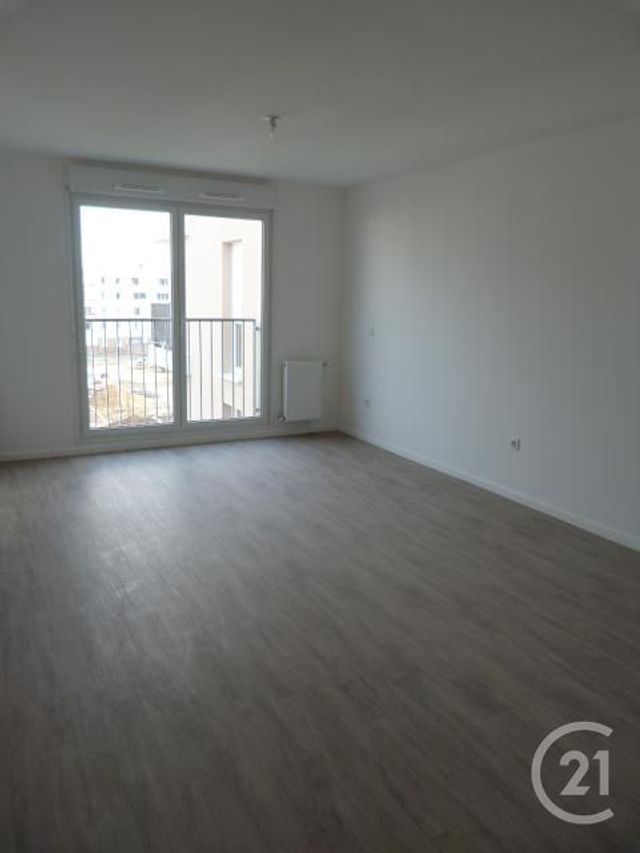 Appartement Studio &agrave; louer - 1 pi&egrave;ce - 28,54 m2 - Aulnay Sous Bois - 93 - ILE-DE-FRANCE