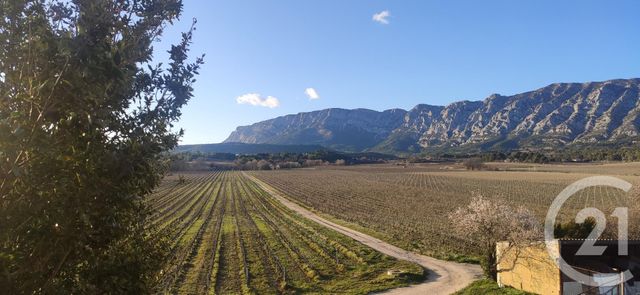 Maison &agrave; louer - 2 pi&egrave;ces - 50,12 m2 - Puyloubier - 13 - PROVENCE-ALPES-COTE-D-AZUR