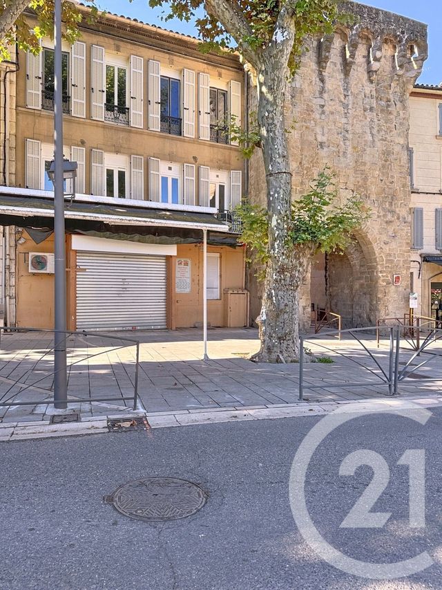 immeuble - TRETS - 13