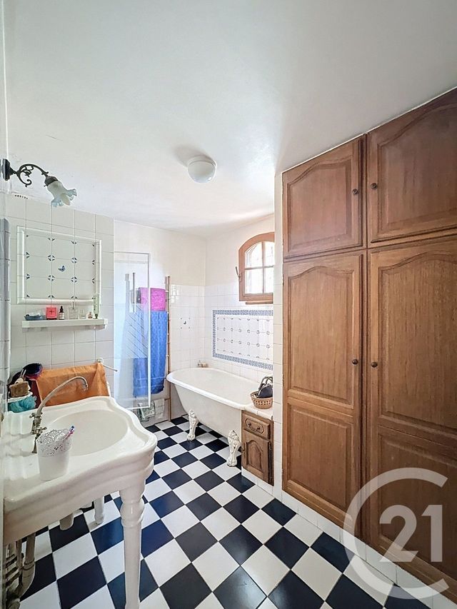 Maison à vendre - 6 pièces - 141 m2 - Puyloubier - 13 - PROVENCE-ALPES-COTE-D-AZUR