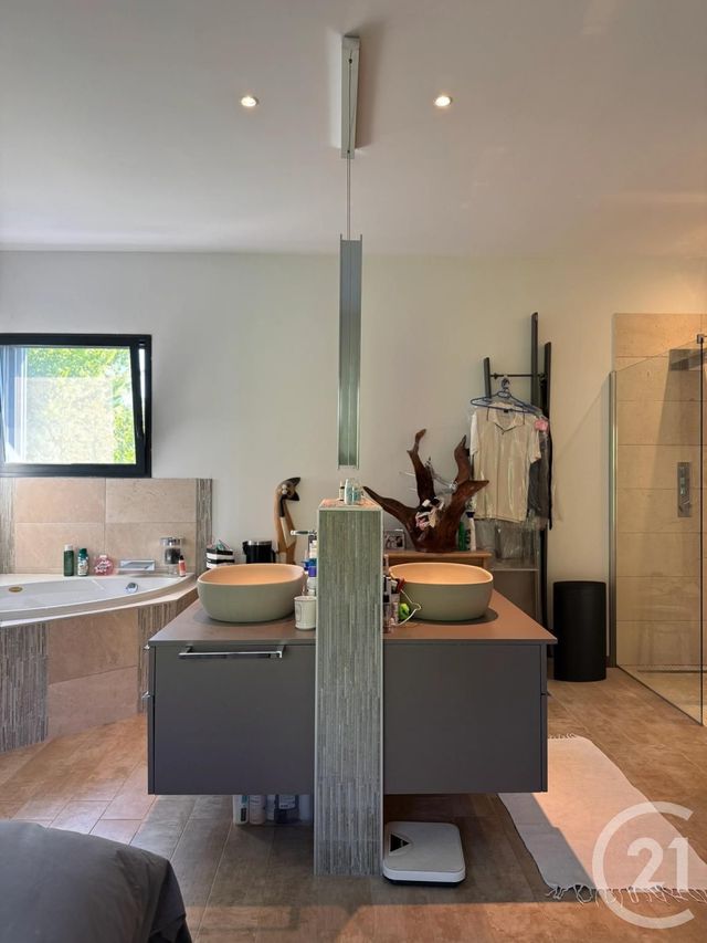 Maison à vendre - 3 pièces - 163 m2 - Peynier - 13 - PROVENCE-ALPES-COTE-D-AZUR