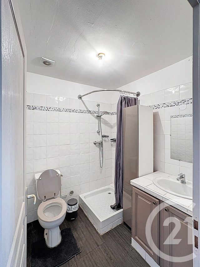 Appartement T3 à vendre - 3 pièces - 55,14 m2 - Trets - 13 - PROVENCE-ALPES-COTE-D-AZUR