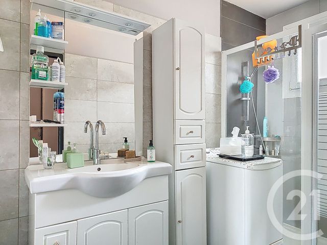 Maison à vendre - 4 pièces - 110 m2 - St Maximin La Ste Baume - 83 - PROVENCE-ALPES-COTE-D-AZUR