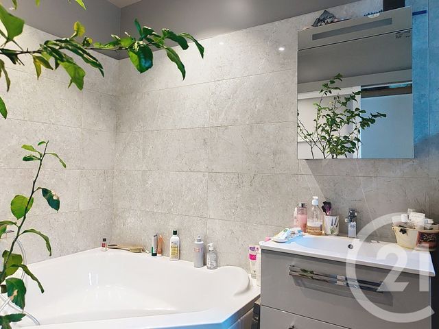 Maison à vendre - 4 pièces - 110 m2 - St Maximin La Ste Baume - 83 - PROVENCE-ALPES-COTE-D-AZUR