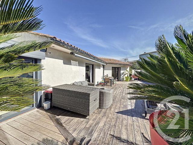 Maison à vendre - 5 pièces - 143 m2 - Pourcieux - 83 - PROVENCE-ALPES-COTE-D-AZUR