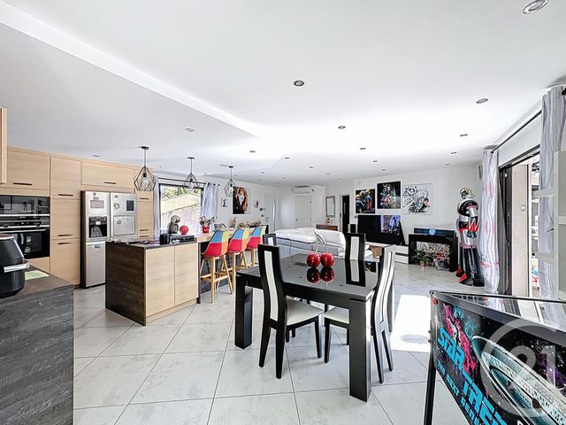 Maison à vendre - 5 pièces - 143 m2 - Pourcieux - 83 - PROVENCE-ALPES-COTE-D-AZUR