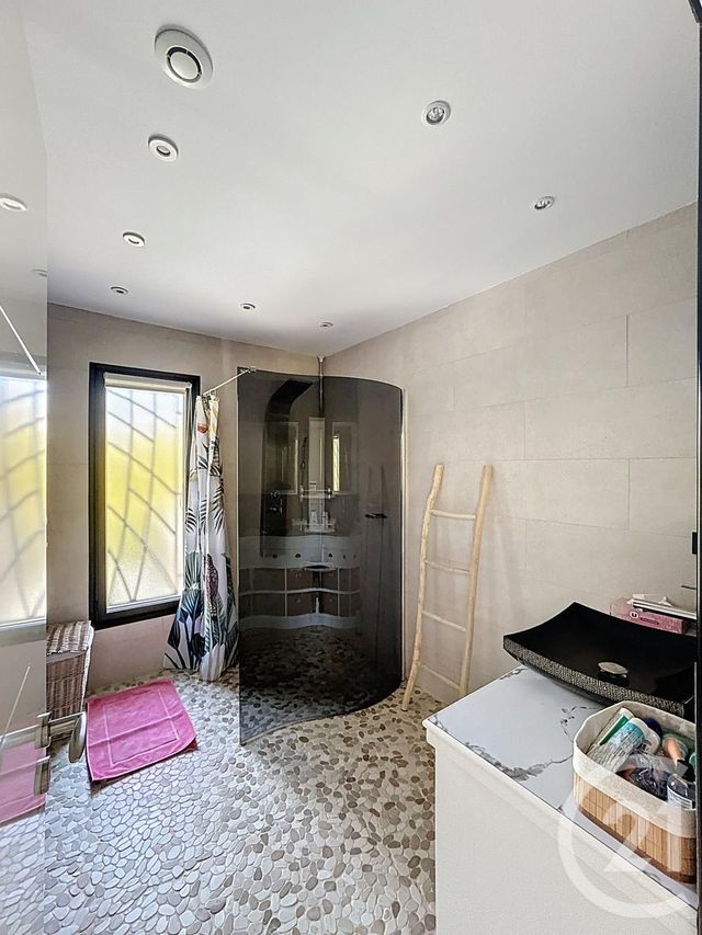 Maison à vendre - 5 pièces - 143 m2 - Pourcieux - 83 - PROVENCE-ALPES-COTE-D-AZUR