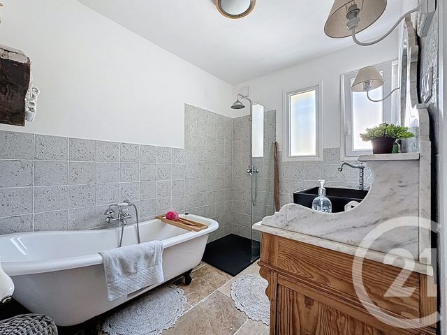 Maison à vendre - 7 pièces - 176,78 m2 - Puyloubier - 13 - PROVENCE-ALPES-COTE-D-AZUR