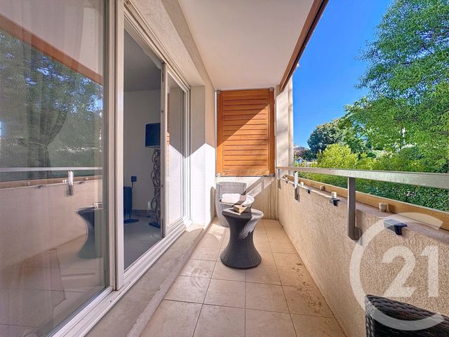 Appartement T3 à vendre - 3 pièces - 69,20 m2 - Gardanne - 13 - PROVENCE-ALPES-COTE-D-AZUR