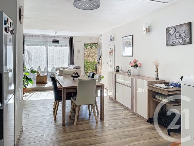 Maison à vendre - 3 pièces - 75 m2 - Pourcieux - 83 - PROVENCE-ALPES-COTE-D-AZUR