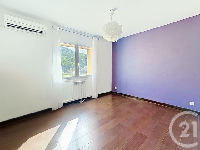 Maison &agrave; vendre - 3 pi&egrave;ces - 75 m2 - Pourcieux - 83 - PROVENCE-ALPES-COTE-D-AZUR