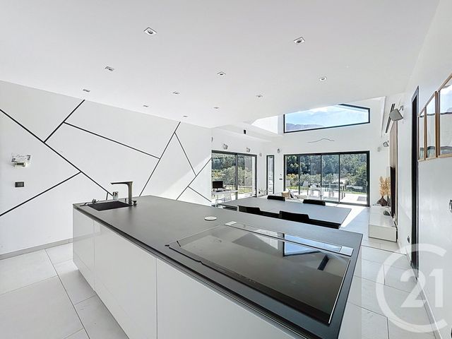 Maison &agrave; vendre - 5 pi&egrave;ces - 174 m2 - Vauvenargues - 13 - PROVENCE-ALPES-COTE-D-AZUR