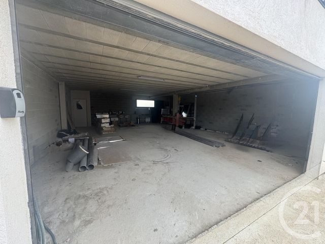 Local commercial à louer - 103.0 m2 - 83 - Var