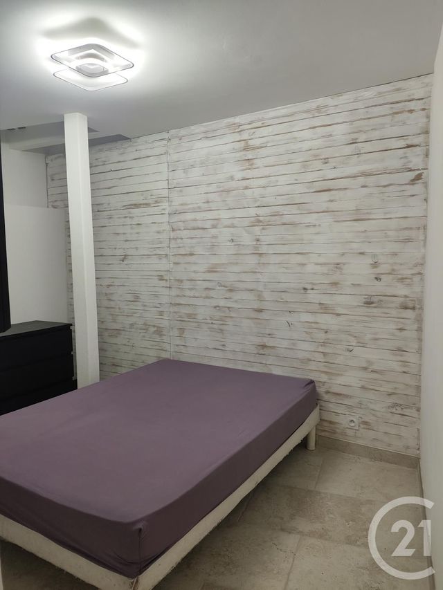 Appartement à louer - 2 pièces - 28,25 m2 - Trets - 13 - PROVENCE-ALPES-COTE-D-AZUR