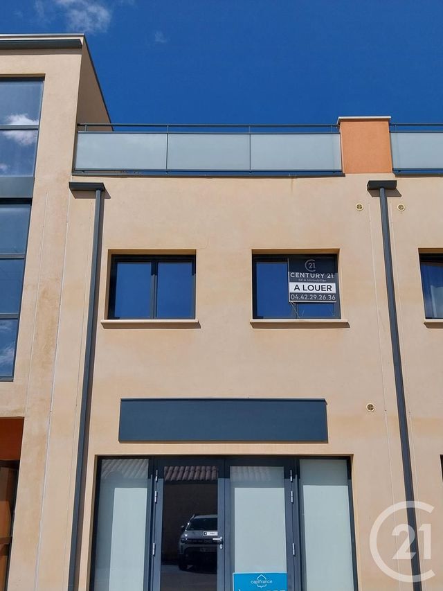 Appartement Local &agrave; louer - 1 pi&egrave;ce - 41 m2 - Pourrieres - 83 - PROVENCE-ALPES-COTE-D-AZUR