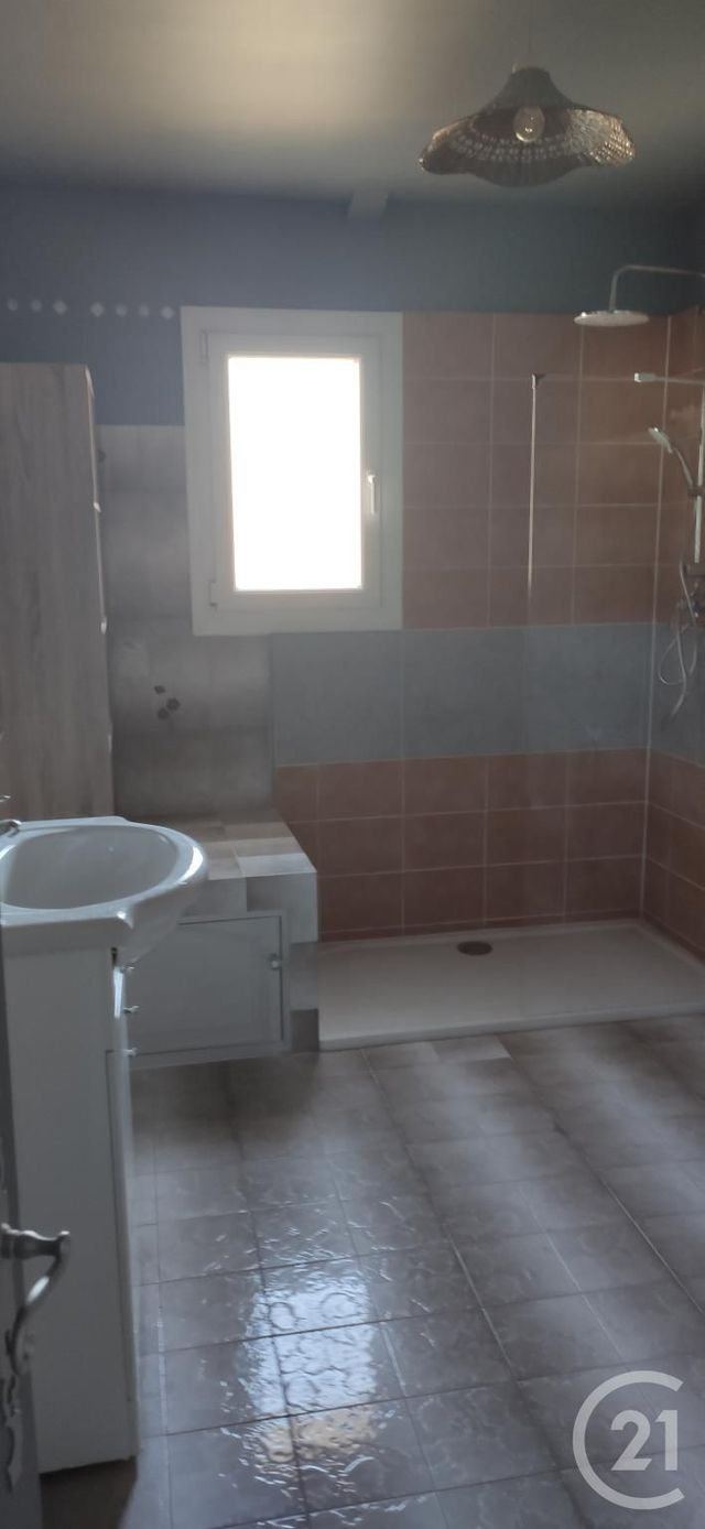 Maison &agrave; louer - 3 pi&egrave;ces - 58 m2 - Trets - 13 - PROVENCE-ALPES-COTE-D-AZUR