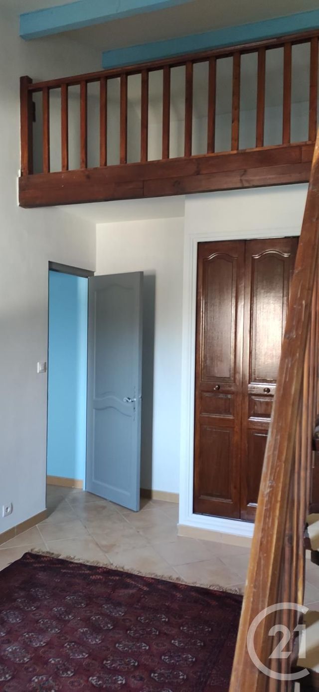 Maison &agrave; louer - 3 pi&egrave;ces - 58 m2 - Trets - 13 - PROVENCE-ALPES-COTE-D-AZUR