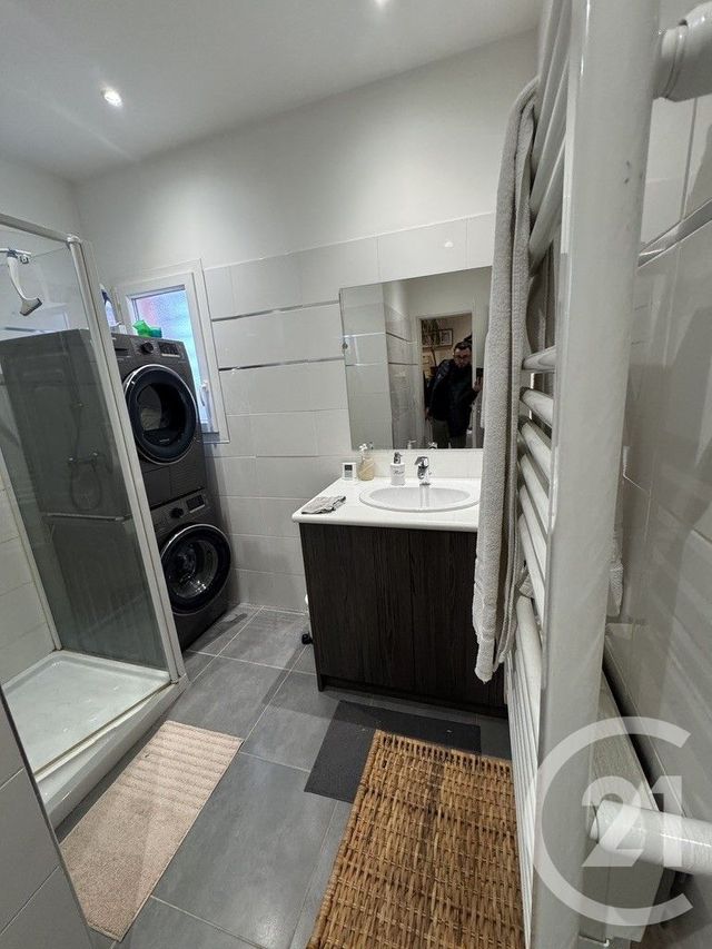 Maison &agrave; louer - 4 pi&egrave;ces - 101,73 m2 - Pourrieres - 83 - PROVENCE-ALPES-COTE-D-AZUR