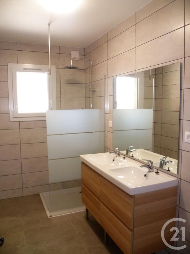 Maison &agrave; louer - 4 pi&egrave;ces - 87,07 m2 - Meyreuil - 13 - PROVENCE-ALPES-COTE-D-AZUR