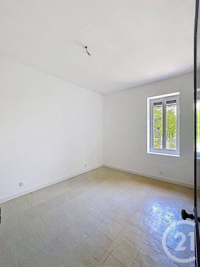 Appartement F4 &agrave; vendre - 4 pi&egrave;ces - 79,57 m2 - Fuveau - 13 - PROVENCE-ALPES-COTE-D-AZUR