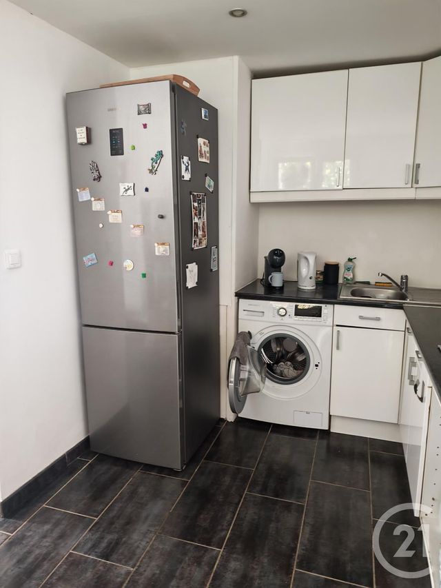 Maison &agrave; louer - 3 pi&egrave;ces - 58,23 m2 - Puyloubier - 13 - PROVENCE-ALPES-COTE-D-AZUR