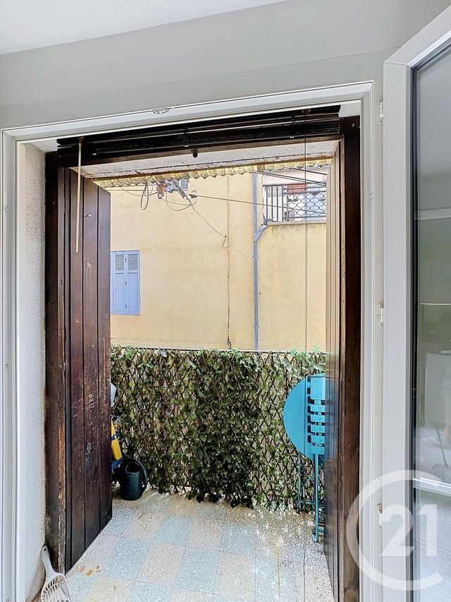 Maison &agrave; louer - 5 pi&egrave;ces - 100,75 m2 - Pourrieres - 83 - PROVENCE-ALPES-COTE-D-AZUR