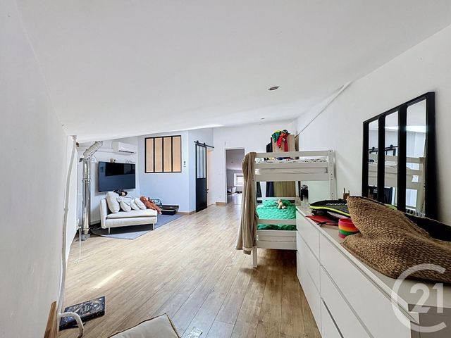 Maison &agrave; louer - 5 pi&egrave;ces - 100,75 m2 - Pourrieres - 83 - PROVENCE-ALPES-COTE-D-AZUR