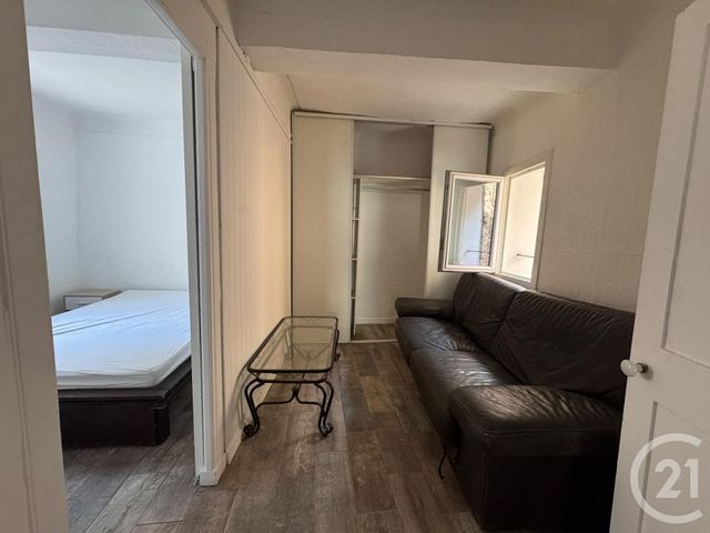 Appartement &agrave; louer - 2 pi&egrave;ces - 32,15 m2 - Barjols - 83 - PROVENCE-ALPES-COTE-D-AZUR