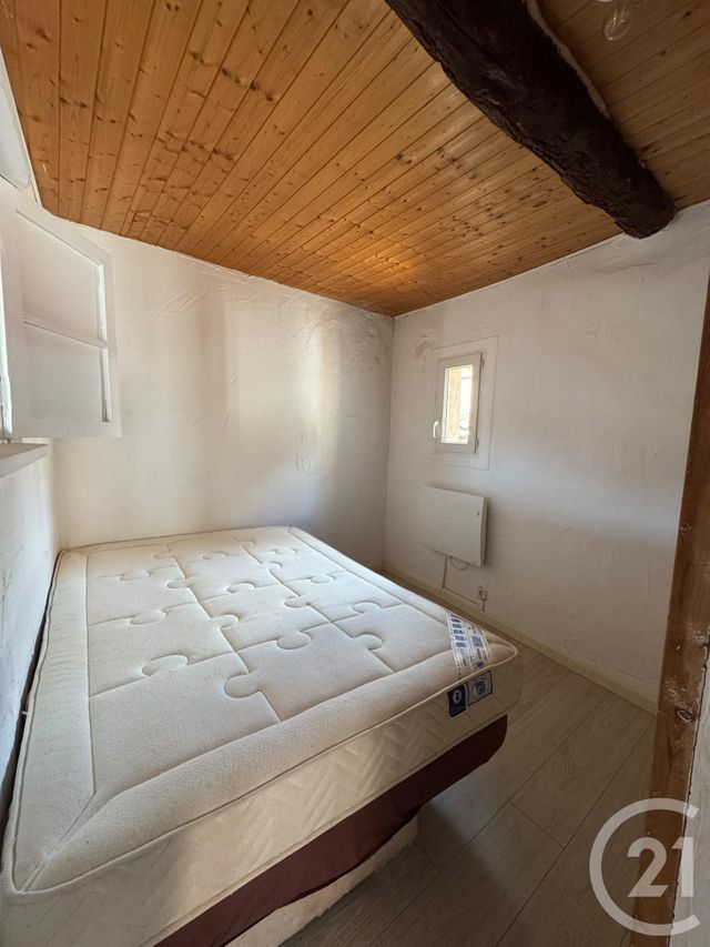 Appartement &agrave; louer - 2 pi&egrave;ces - 34,45 m2 - Barjols - 83 - PROVENCE-ALPES-COTE-D-AZUR