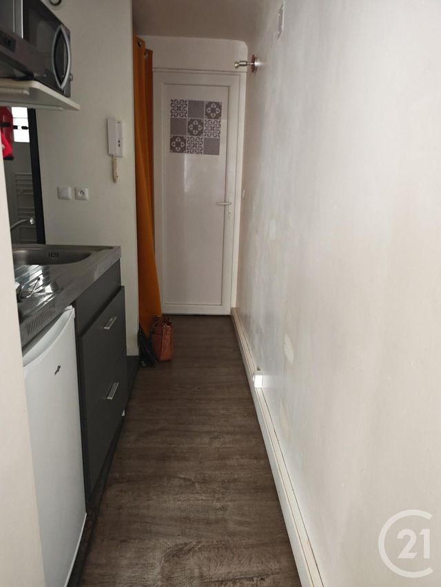 Appartement Studio &agrave; louer - 1 pi&egrave;ce - 19,14 m2 - Trets - 13 - PROVENCE-ALPES-COTE-D-AZUR
