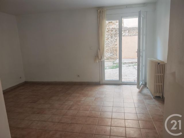 Maison &agrave; louer - 3 pi&egrave;ces - 78,26 m2 - Trets - 13 - PROVENCE-ALPES-COTE-D-AZUR