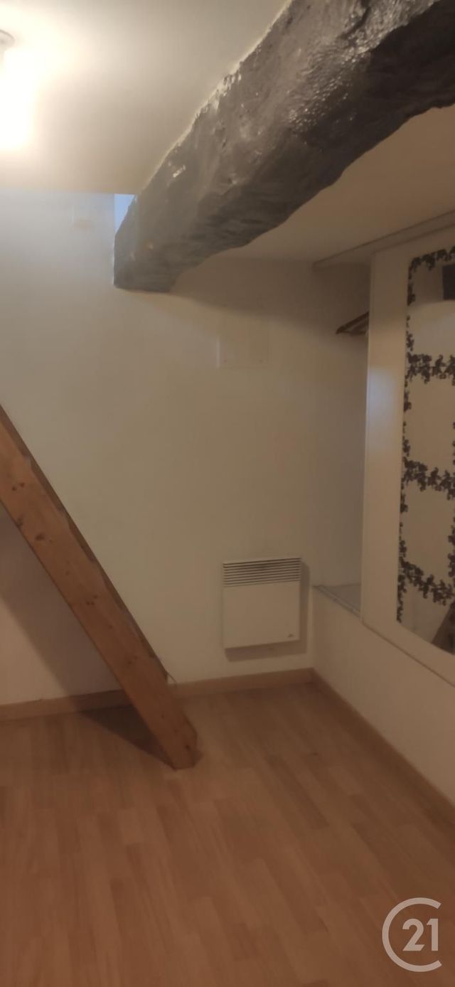 Maison &agrave; louer - 3 pi&egrave;ces - 59,50 m2 - Ollieres - 83 - PROVENCE-ALPES-COTE-D-AZUR