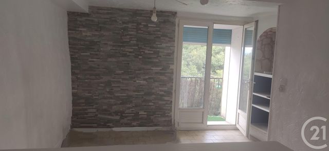 Maison &agrave; louer - 3 pi&egrave;ces - 59,50 m2 - Ollieres - 83 - PROVENCE-ALPES-COTE-D-AZUR