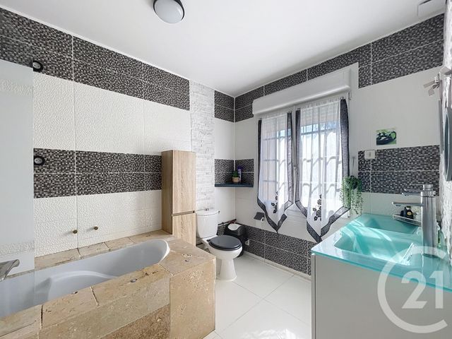 Maison &agrave; vendre - 7 pi&egrave;ces - 153 m2 - Guichainville - 27 - HAUTE-NORMANDIE