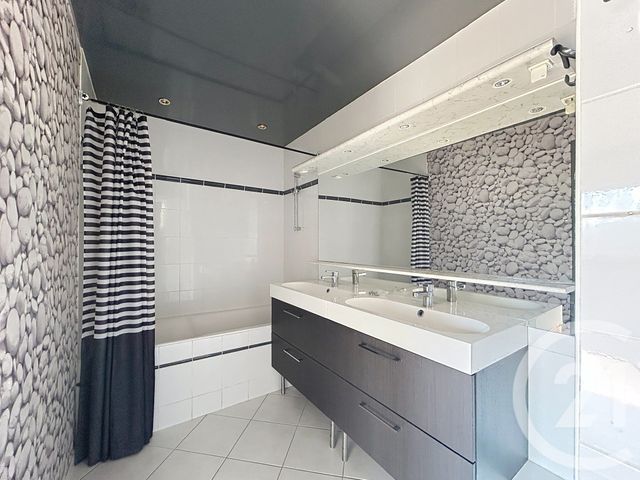 Appartement &agrave; vendre - 6 pi&egrave;ces - 120,82 m2 - Evreux - 27 - HAUTE-NORMANDIE