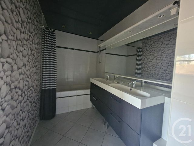 Appartement &agrave; vendre - 5 pi&egrave;ces - 120,82 m2 - Evreux - 27 - HAUTE-NORMANDIE