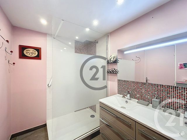 Appartement F3 &agrave; vendre - 4 pi&egrave;ces - 91,95 m2 - Evreux - 27 - HAUTE-NORMANDIE