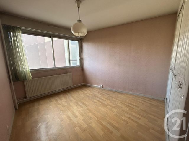 Appartement F4 à vendre - 4 pièces - 82,67 m2 - Evreux - 27 - HAUTE-NORMANDIE