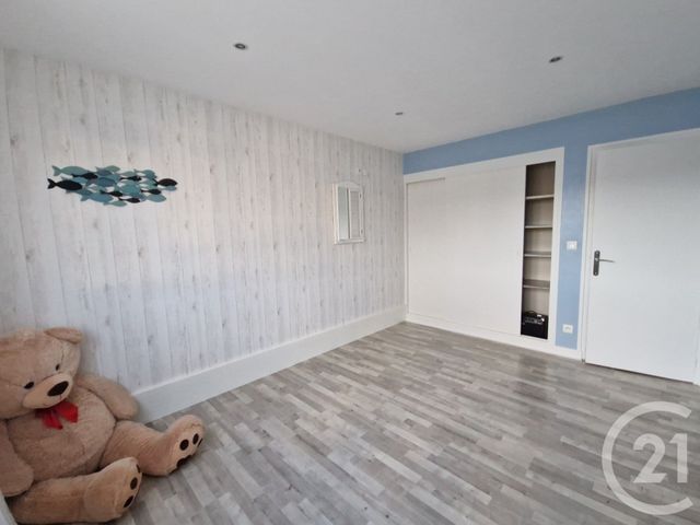 Appartement F4 à vendre - 4 pièces - 82,62 m2 - Evreux - 27 - HAUTE-NORMANDIE