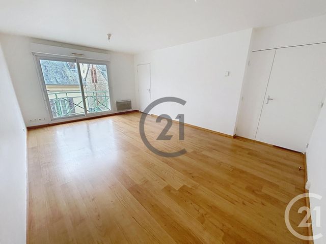 Appartement F3 &agrave; louer - 3 pi&egrave;ces - 66,80 m2 - Evreux - 27 - HAUTE-NORMANDIE