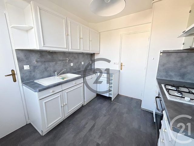 Appartement F3 &agrave; louer - 3 pi&egrave;ces - 70,16 m2 - Evreux - 27 - HAUTE-NORMANDIE