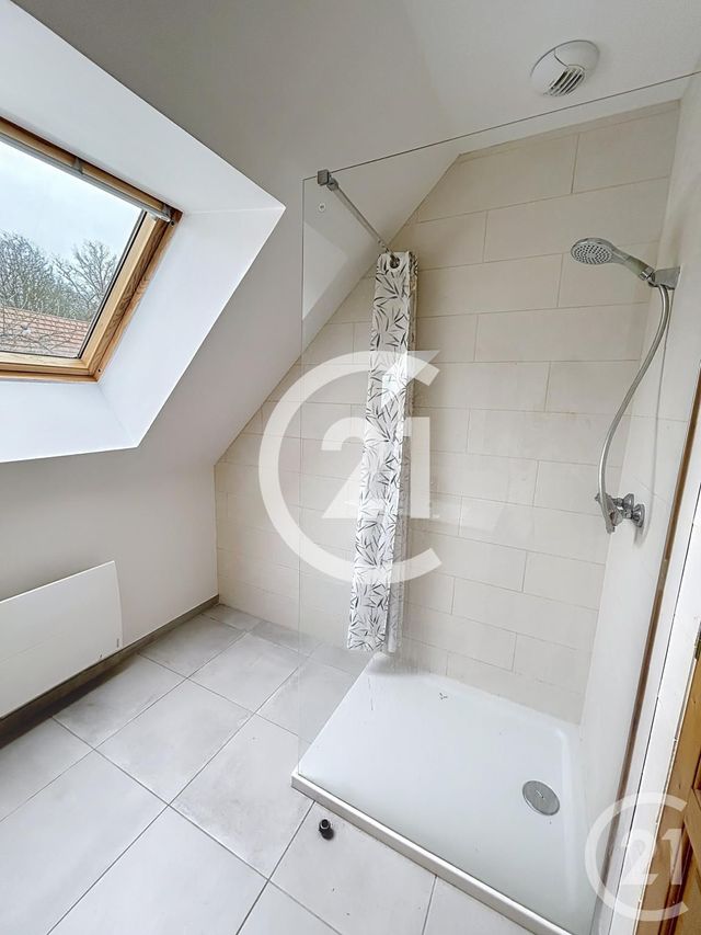 Maison &agrave; louer - 3 pi&egrave;ces - 57,61 m2 - St Sebastien De Morsent - 27 - HAUTE-NORMANDIE