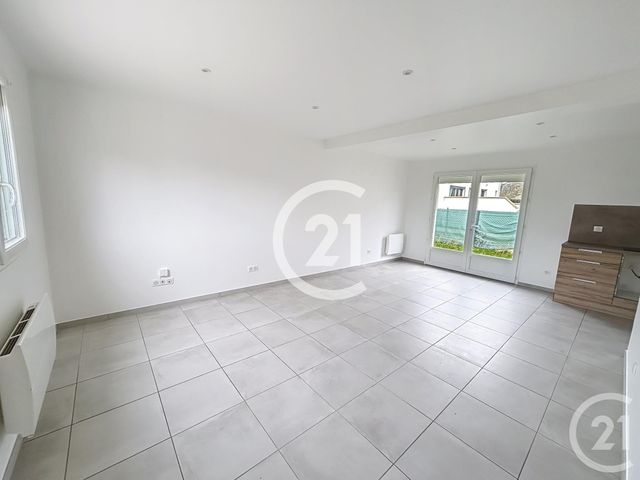 Maison &agrave; louer - 3 pi&egrave;ces - 57,61 m2 - St Sebastien De Morsent - 27 - HAUTE-NORMANDIE