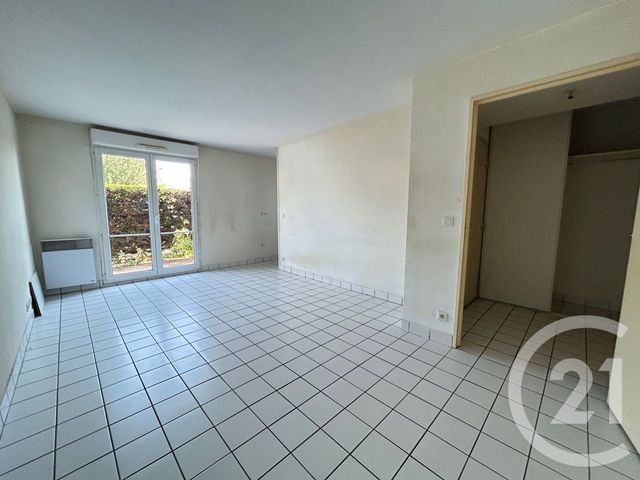 Appartement Studio &agrave; vendre - 1 pi&egrave;ce - 26,29 m2 - Gravigny - 27 - HAUTE-NORMANDIE
