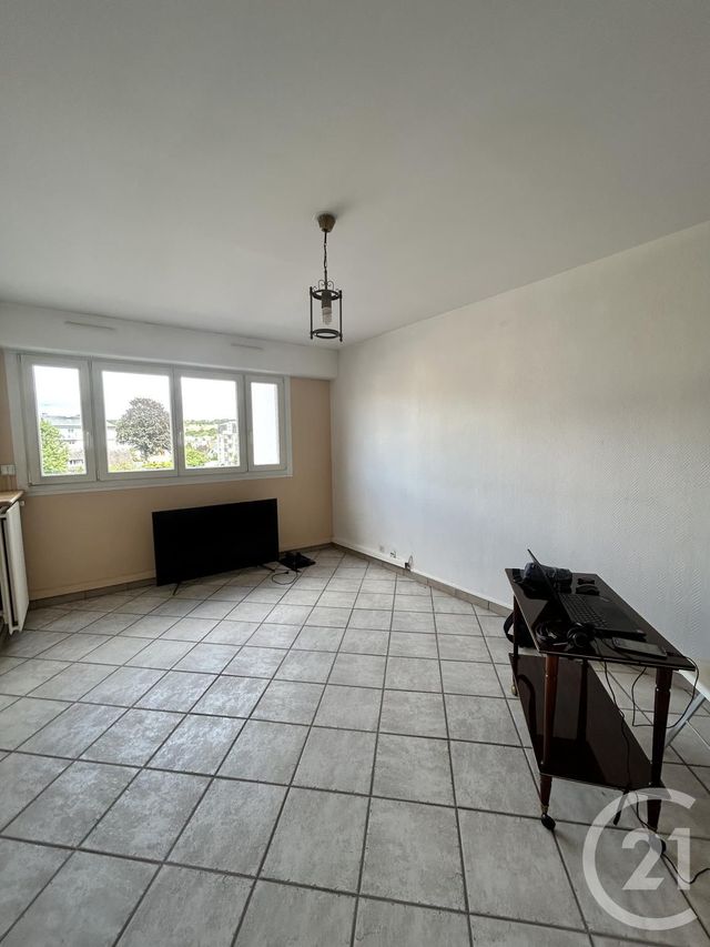 Appartement F3 &agrave; louer - 3 pi&egrave;ces - 62,86 m2 - Evreux - 27 - HAUTE-NORMANDIE