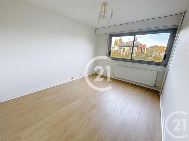 Appartement F4 &agrave; louer - 4 pi&egrave;ces - 102,67 m2 - Evreux - 27 - HAUTE-NORMANDIE