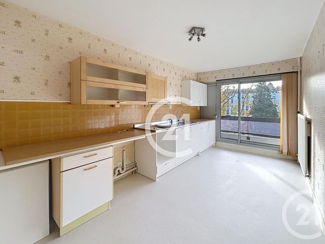 Appartement F4 &agrave; louer - 4 pi&egrave;ces - 102,67 m2 - Evreux - 27 - HAUTE-NORMANDIE
