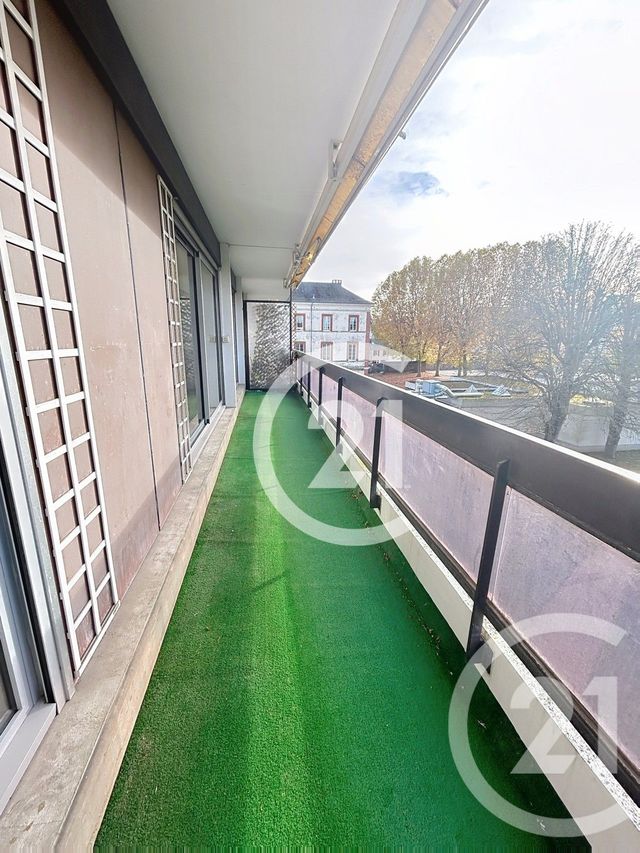 Appartement F4 &agrave; louer - 4 pi&egrave;ces - 102,67 m2 - Evreux - 27 - HAUTE-NORMANDIE
