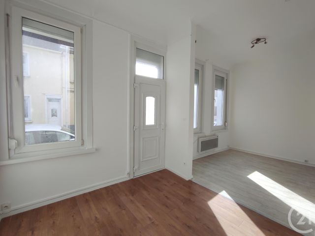 appartement à louer - 2 pièces - 32 m2 - Calais - 62 - NORD-PAS-DE-CALAIS